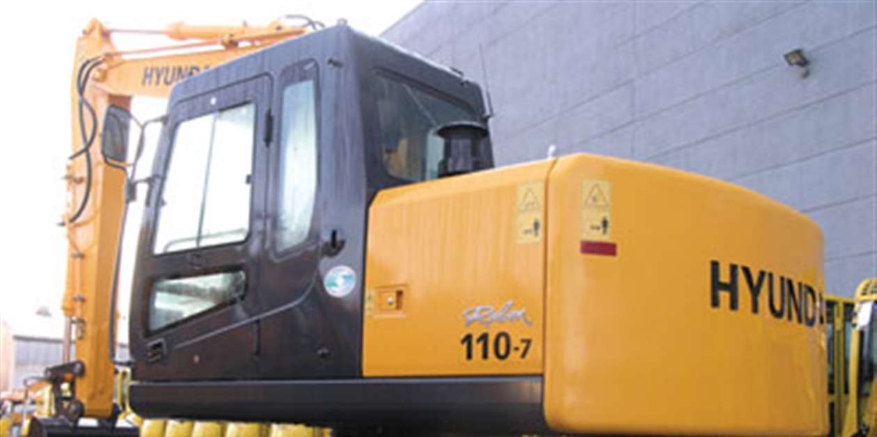 Hyundai R110-7A launch - Construction Briefing
