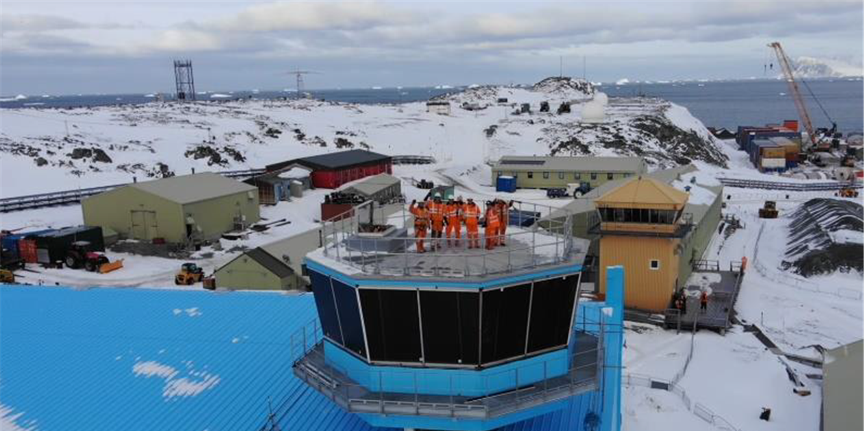 Construction Briefing: Updates on Landmarks, Earnings, and Hydrogen Innovations