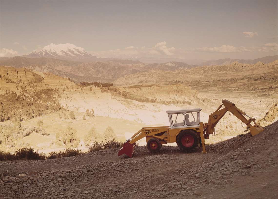 1972 - a JCB Mk II 3C backhoe at work in Bolivia.jpg