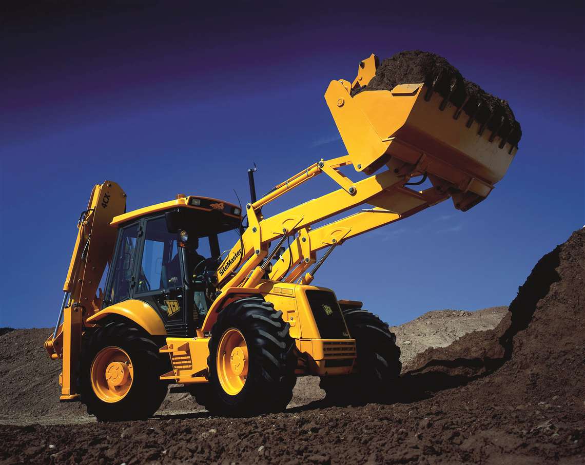 1991 - the 4CX Sitemaster was launched.jpg