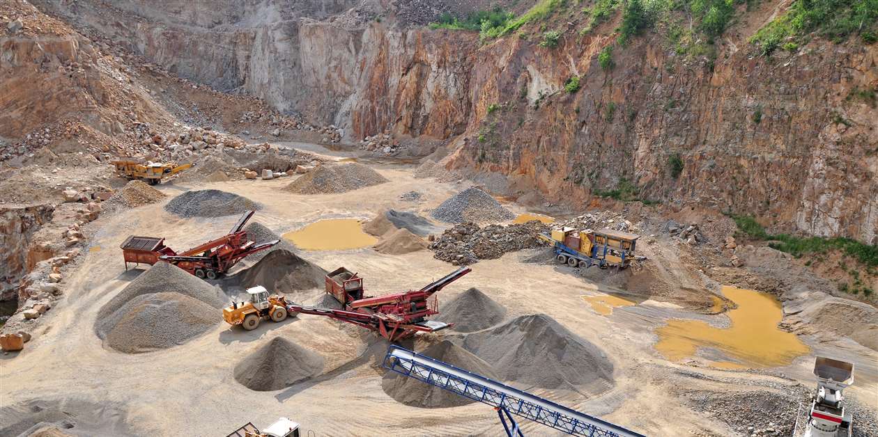 Komatsu introduces Smart Quarry Site - Construction Briefing