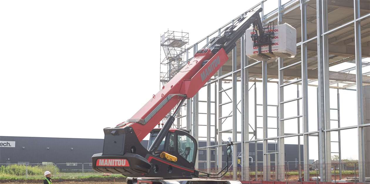 Rotating telehandlers: A natural addition to your rental fleet ...