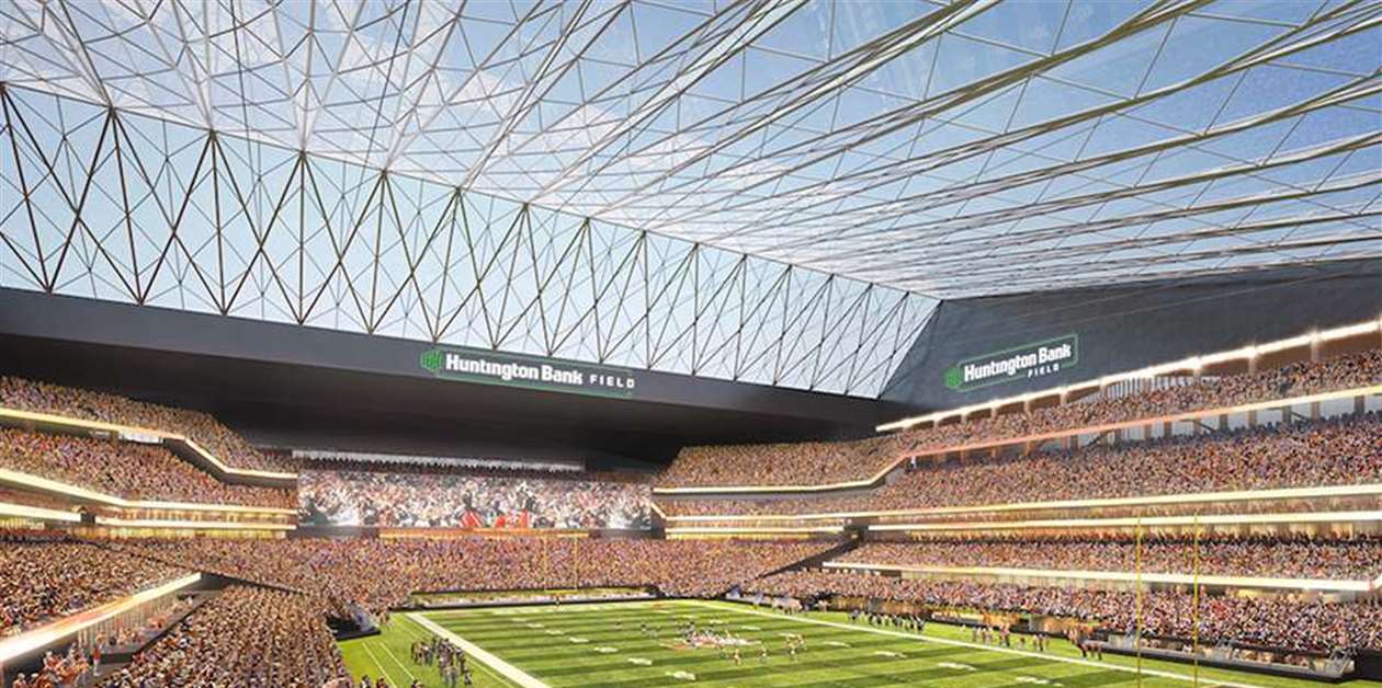 Touchdown for Aecom Hunt and Turner in Cleveland Browns stadium