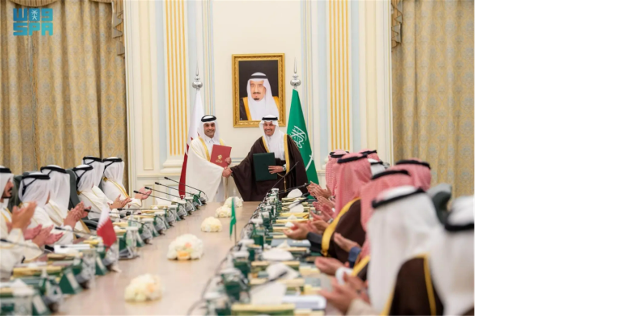 Saudi Arabia and Qatar sign deal to build 785km high-speed railway