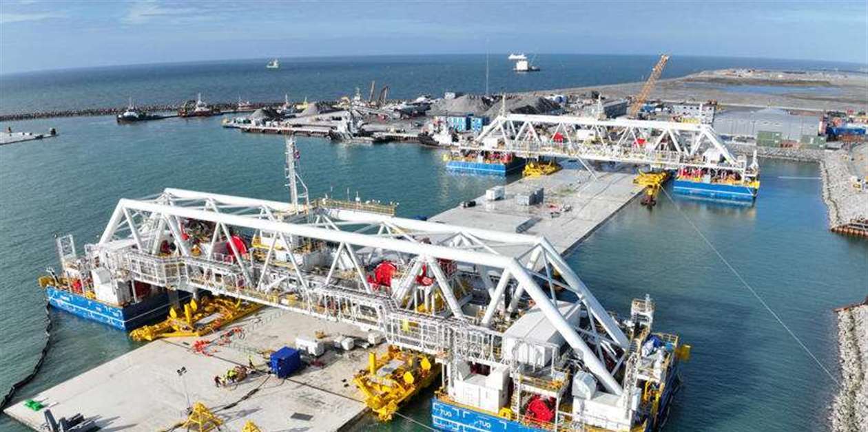 Fehmarnbelt: Contractor tests tunnel segment immersion vessel