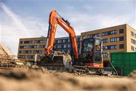 Miniescavatore elettrico Hitachi ZX55U-6EB.