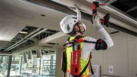 Hilti colaboró con Ottobock Industrials para diseñar y producir el nuevo esqueleto (Foto: Hilti)