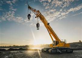 La nueva LTR 1150 completa la gama de grúas telescópicas sobre orugas de Liebherr.