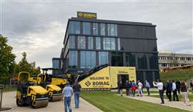 Guests arrive at Bomag, Boppard, for Innovation Days