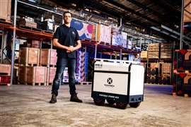 Il nuovo box di accumulo di energia a batteria di Makinex.