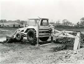 1963 - the JCB 3C backhoe loader became acknowledged as a design class.jpg