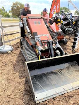 Ditch Witch SK1750 mini skid steer
