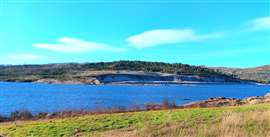 O antigo local da Pedreira de Gouvaes é agora um lago e zonas verdes