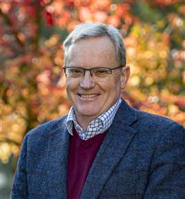 Portrait image of Professor Campbell Middleton