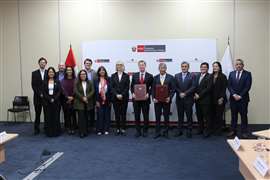 A assinatura de um memorando de entendimento entre a NEC, o governo do Reino Unido e o governo peruano