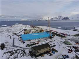 La station de recherche de Rothera est l’un des chantiers de construction les plus extrêmes au monde.