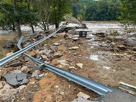 Zerstörung der Infrastruktur durch Hurrikan Helene in den USA (Bild: Adobe Stock)