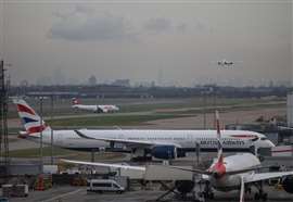 British government backs third runway at Heathrow Airport