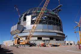 Vista del sito in cui l'Osservatorio europeo australe (ESO) sta costruendo il più grande telescopio ottico del mondo, in cima a una montagna nell'arido deserto di Atacama, in Cile, 26 gennaio 2025.