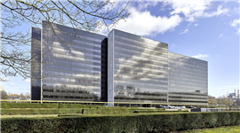 The Arne Jacobsen Haus in Hamburg, Germany. Image courtesy Strabag