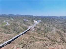 CRCC recently completed the 8.8km-long Helan Mountain tunnel between the Alxa Left Banner in Inner Mongolia and Yinchuan in the Ningxia autonomous region. It forms part of the Baoyin high-speed railway, Yingba Branch (Image courtesy of CRCC)
