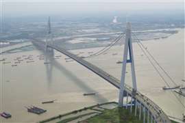 Sany utiliza nueva tecnología para el vertido de hormigón del puente Shiziyang de 7.000 millones de dólares