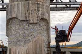 US Army Corps of Engineers awards US$770m lock chamber contract