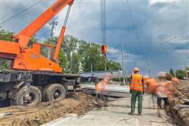 La Commissione europea e il Gruppo BEI firmano una garanzia da 2 miliardi di euro per sostenere la ricostruzione e la resilienza dell’Ucraina