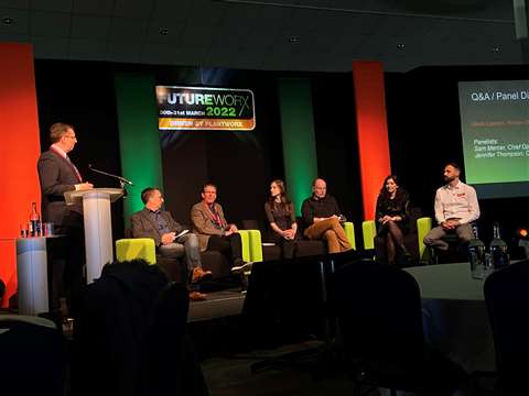 Futureworx 2022 conference Session 1 Mark Lawton of Skanska, Mats Bredborg of Volvo, Jennifer Thompson from MachineMax, Holger 'Hopi' Pietzsch from Hexagon, Lara Young of Costain and Sam Mercer from Plantforce Rentals.
