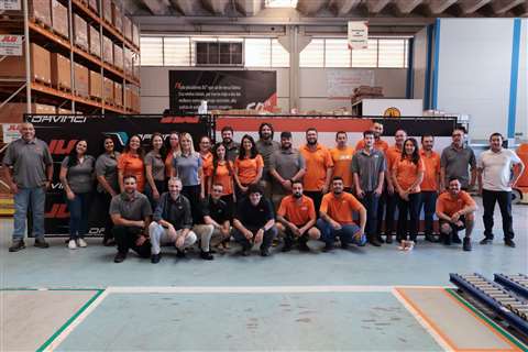 Para comenzar en Brasil, JLG y las compañías de alquiler llevarán a cabo demostraciones extensas durante los meses siguientes en varios ambientes de trabajo