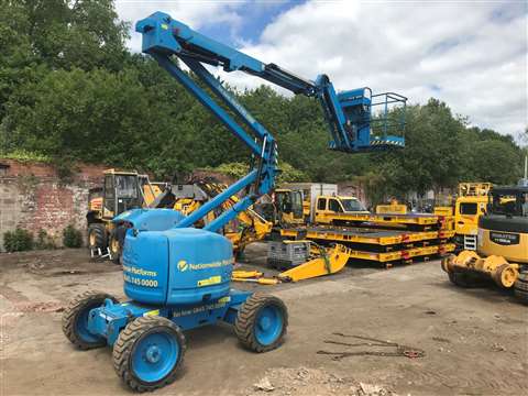 articulating boom fitted with Xwatch safety solution