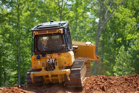 Los D1, D2 y D3 Next Gen funcionan con el motor diésel Cat C3.6 de bajo consumo de combustible.
