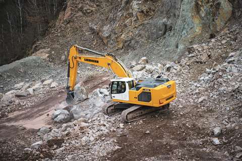 liebherr-r938-stageV-crawler-excavator-300dpi