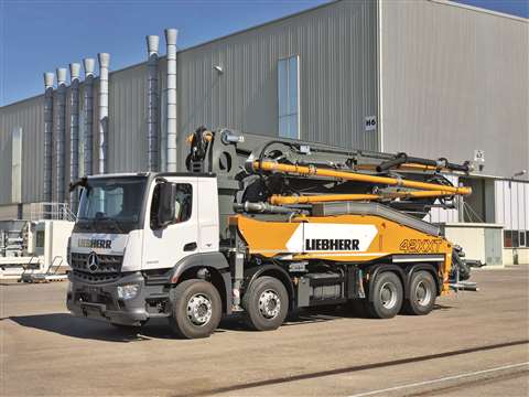 liebherr-42-m5-xxt-truck-mounted-concrete-pump-300dpi