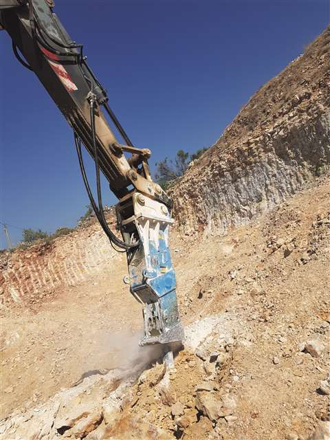 BR 05 2018-08-07 10.04.08  IMI 170 versus Very hard rock, Ironstone.