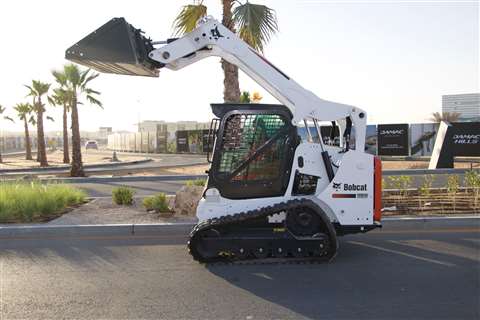 Doosan Bobcats T590_Vertical_Lift_Path