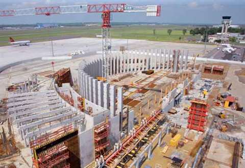 The € 200 million expansion of France's Toulouse-Blagnac airport has used Peri's Vario formwork syst