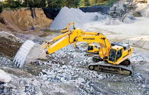 Hyundai's 500LC features a Stage IIIA compliant engine, newly designed dashboard clusters, air suspe