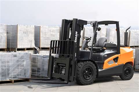 Doosan 9-Series Forklift 3